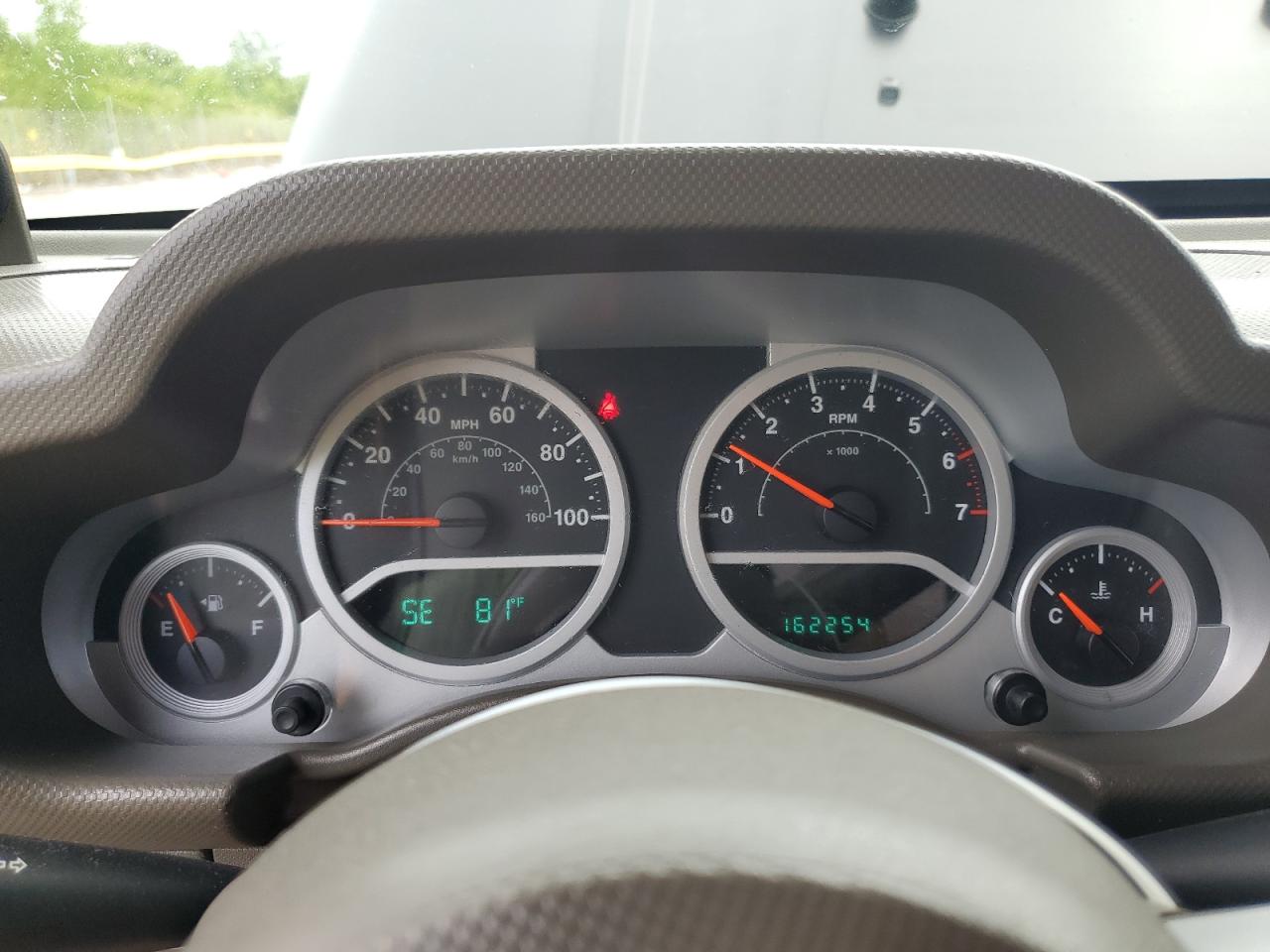 2010 Jeep Wrangler Unlimited Sahara VIN: 1J4HA5H17AL112766 Lot: 63995565