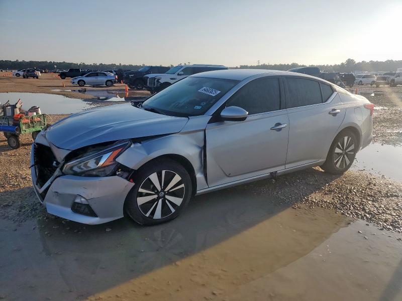  NISSAN ALTIMA 2022 Biały