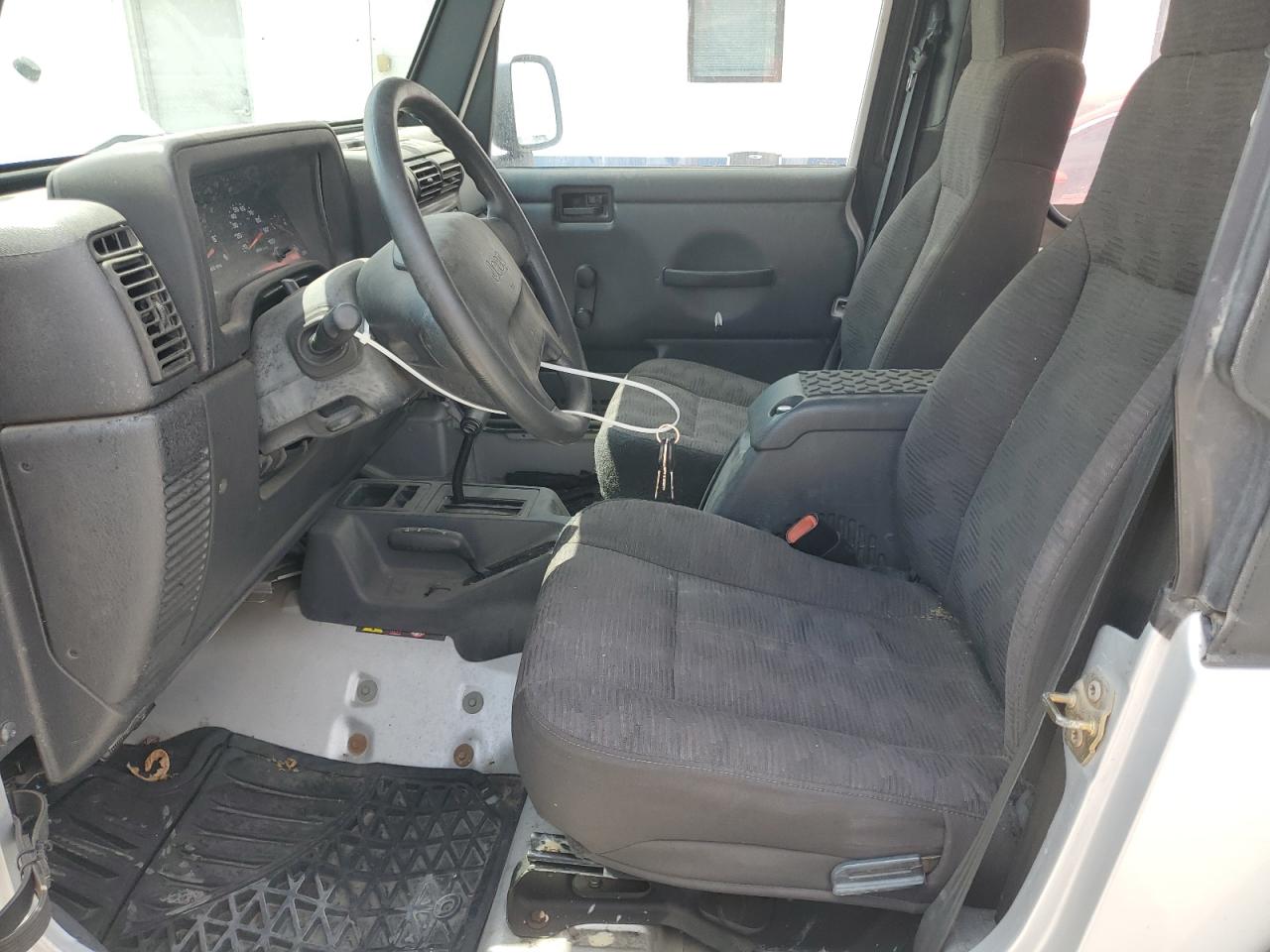 2004 Jeep Wrangler X VIN: 1J4FA39S94P747200 Lot: 64617535