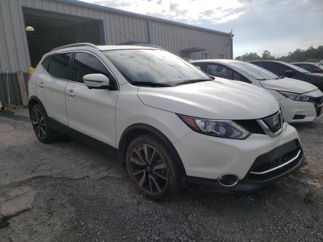  NISSAN ROGUE 2019 Белы