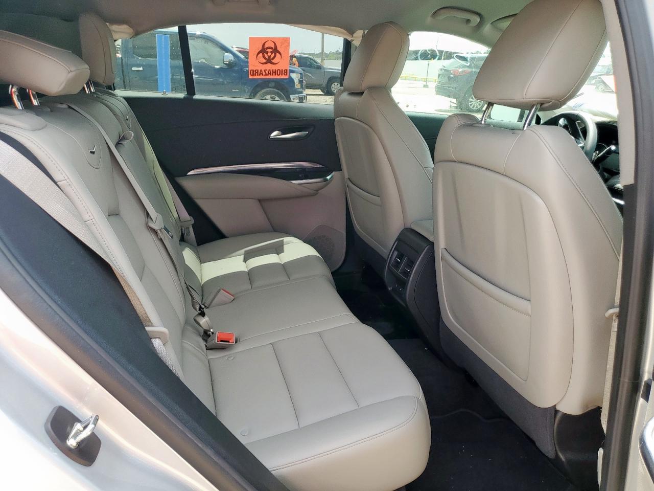 2022 Cadillac Xt4 Luxury VIN: 1GYAZAR46NF108885 Lot: 63107085