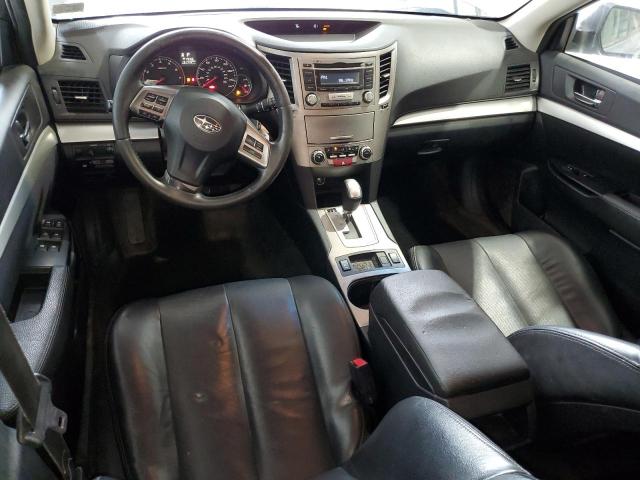  SUBARU OUTBACK 2013 Серебристый