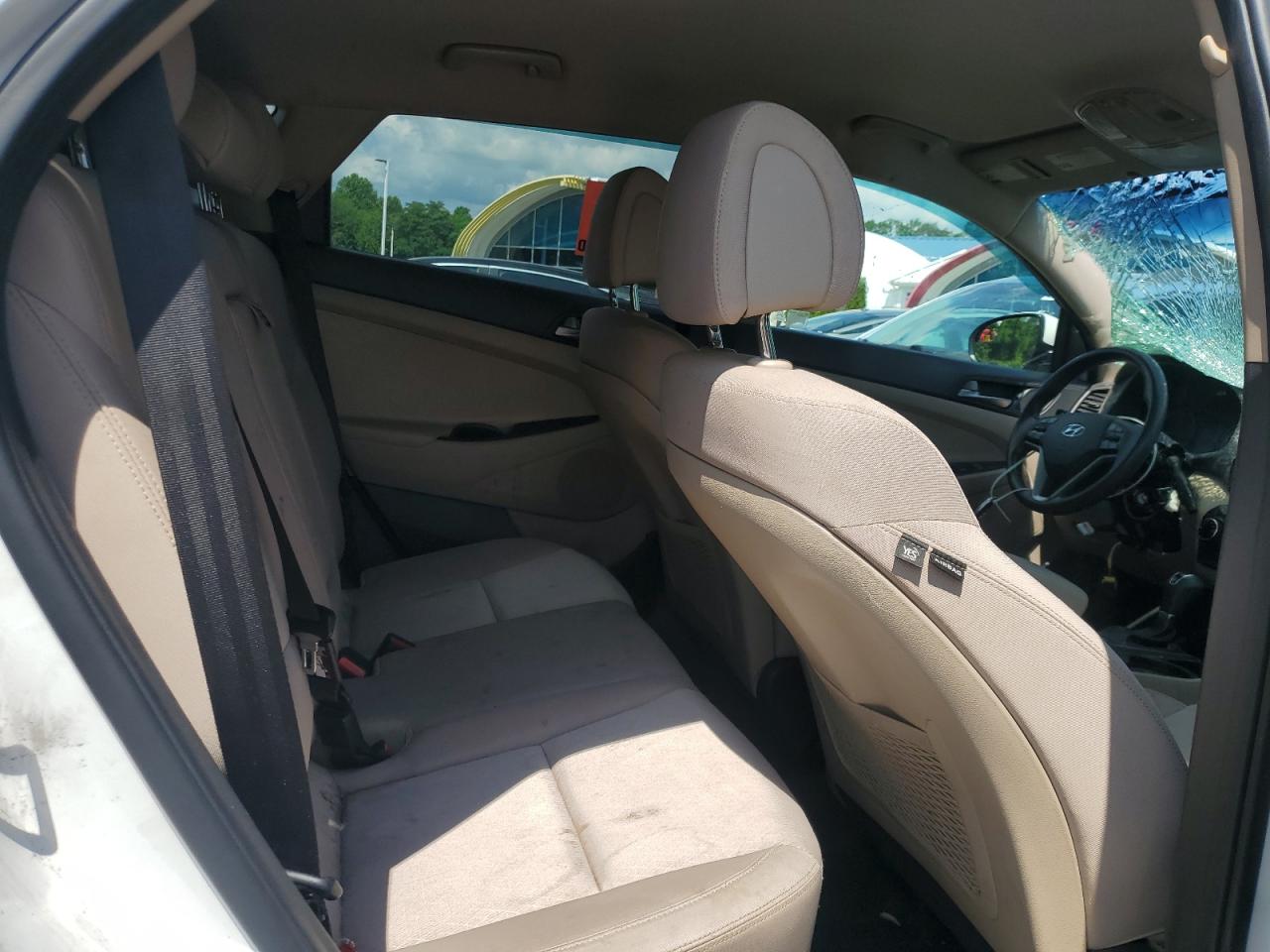 2017 Hyundai Tucson Limited VIN: KM8J3CA44HU585678 Lot: 64952795