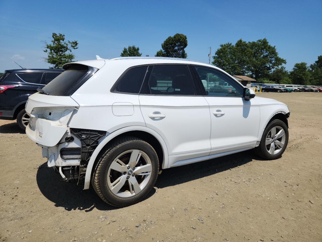 wa1anafy3j2105611 WA1ANAFY3J2105611 2018 Audi Q5 Premium