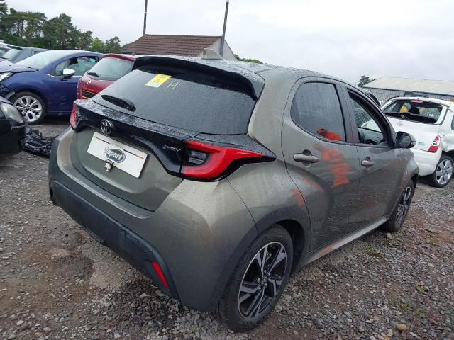 2024 TOYOTA YARIS DESI