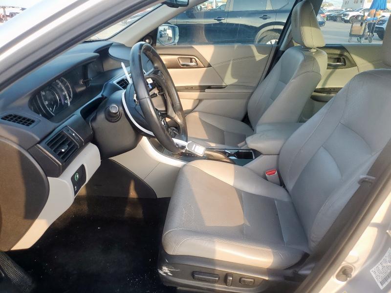 Седаны HONDA ACCORD 2014 Серебристый