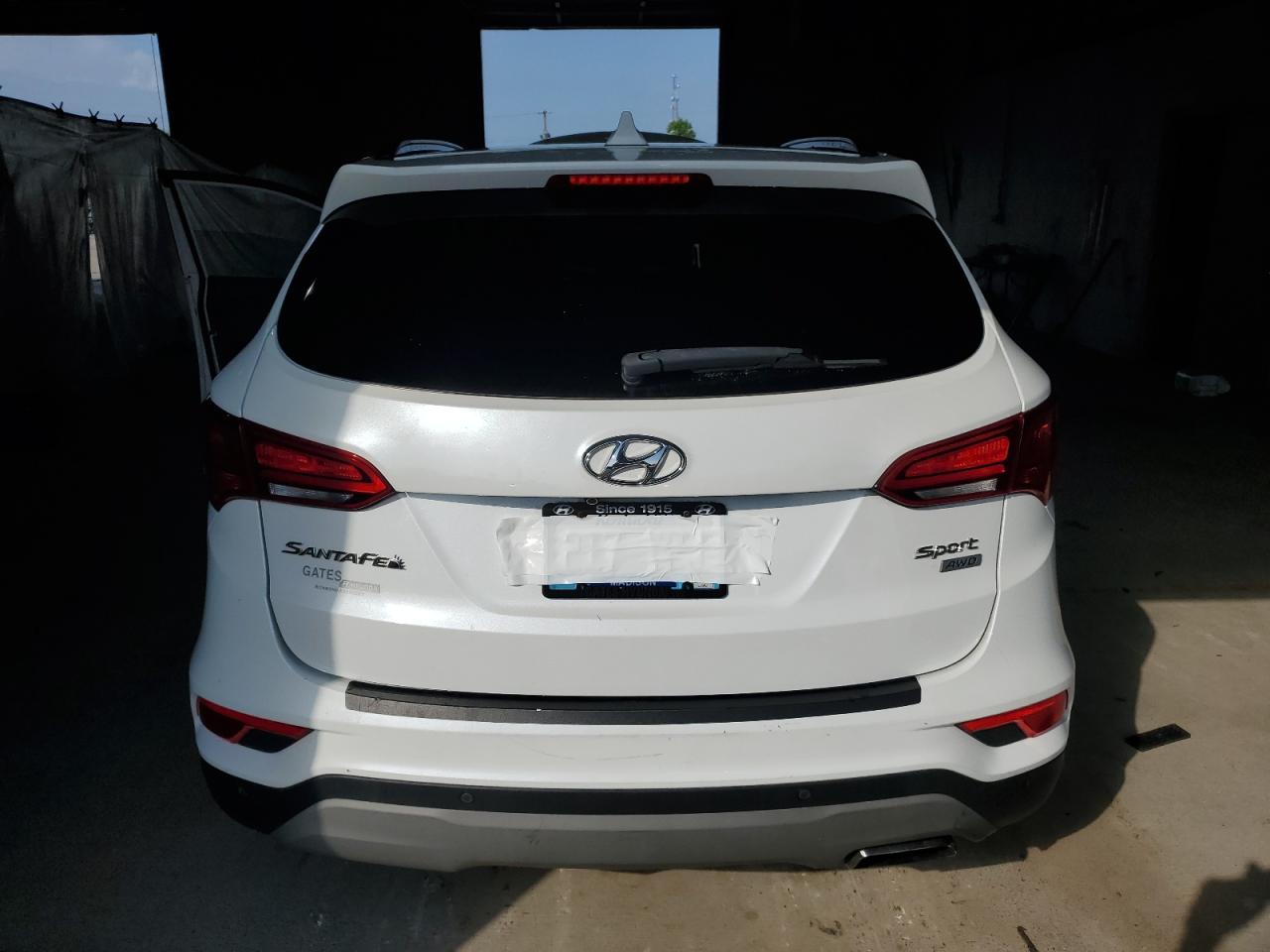2018 Hyundai Santa Fe Sport VIN: 5XYZUDLB0JG554246 Lot: 65220205