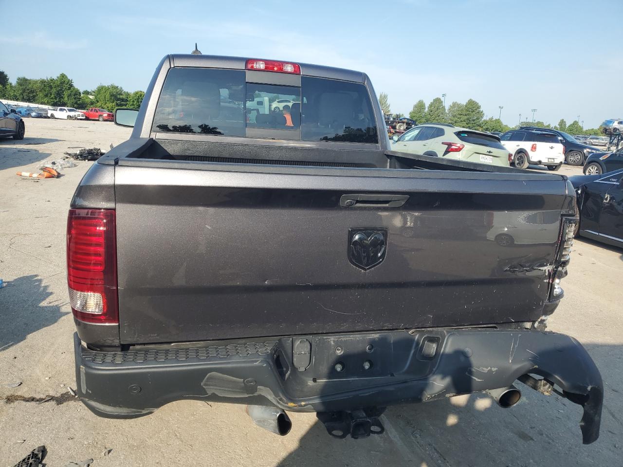 1c6rr7lt0ks695140 1C6RR7LT0KS695140 2019 Ram 1500 Classic Slt
