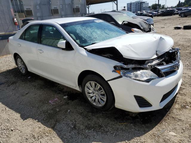 Седаны TOYOTA CAMRY 2013 Белы