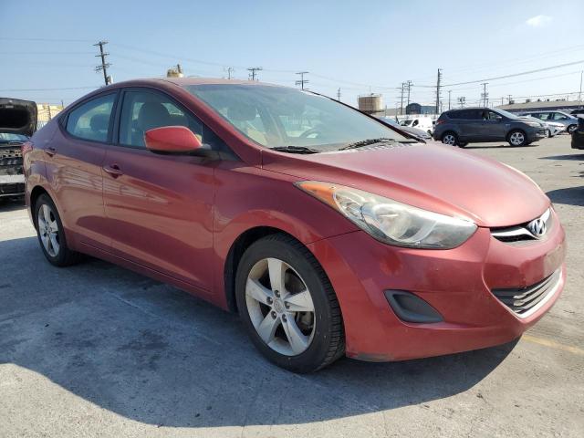  HYUNDAI ELANTRA 2013 Красный