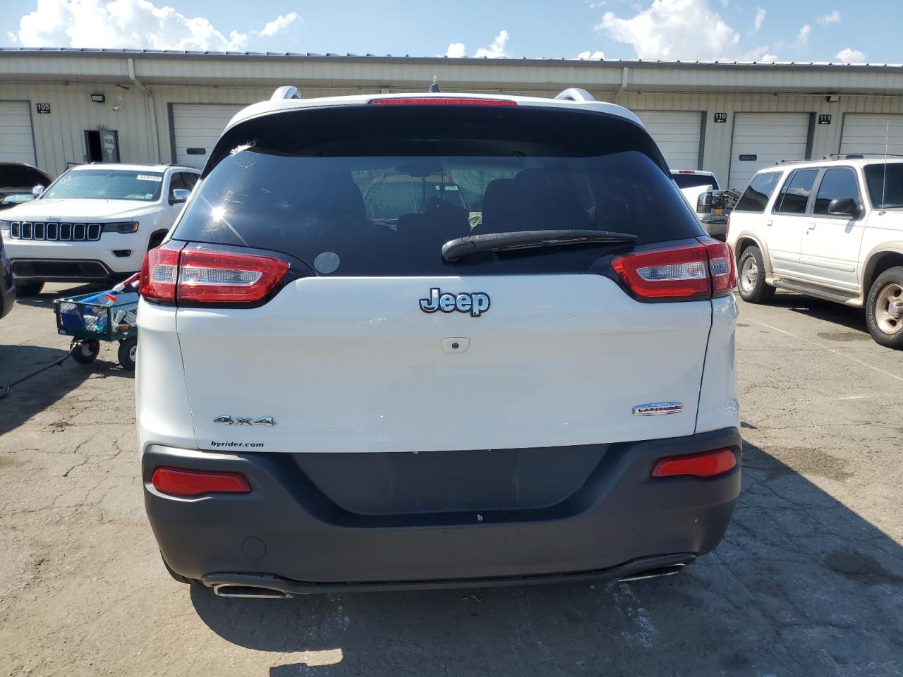 2015 Jeep Cherokee Latitude VIN: 1C4PJMCS4FW503309 Lot: 65031815