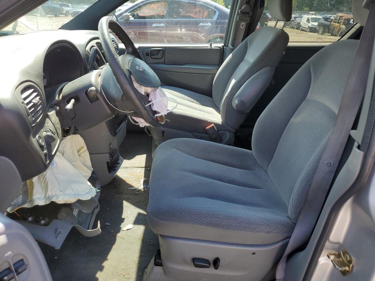 2005 Dodge Grand Caravan Sxt VIN: 2D4GP44L95R141834 Lot: 63323845