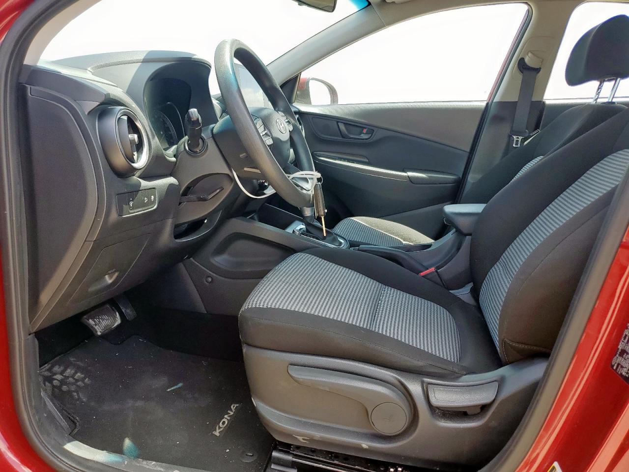 km8k22ab3pu032597 KM8K22AB3PU032597 2023 Hyundai Kona Se