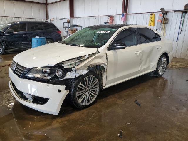  VOLKSWAGEN PASSAT 2015 White