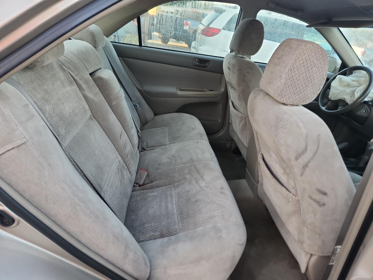 2004 Toyota Camry Le VIN: 4T1BE32K54U325392 Lot: 66701875