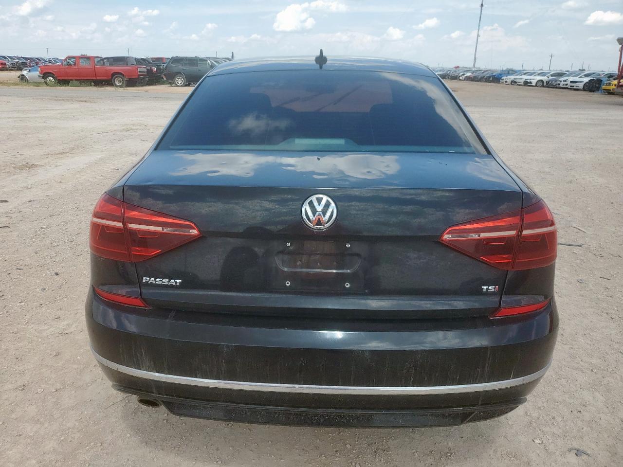 2018 Volkswagen Passat S VIN: 1VWAA7A30JC034228 Lot: 64270735