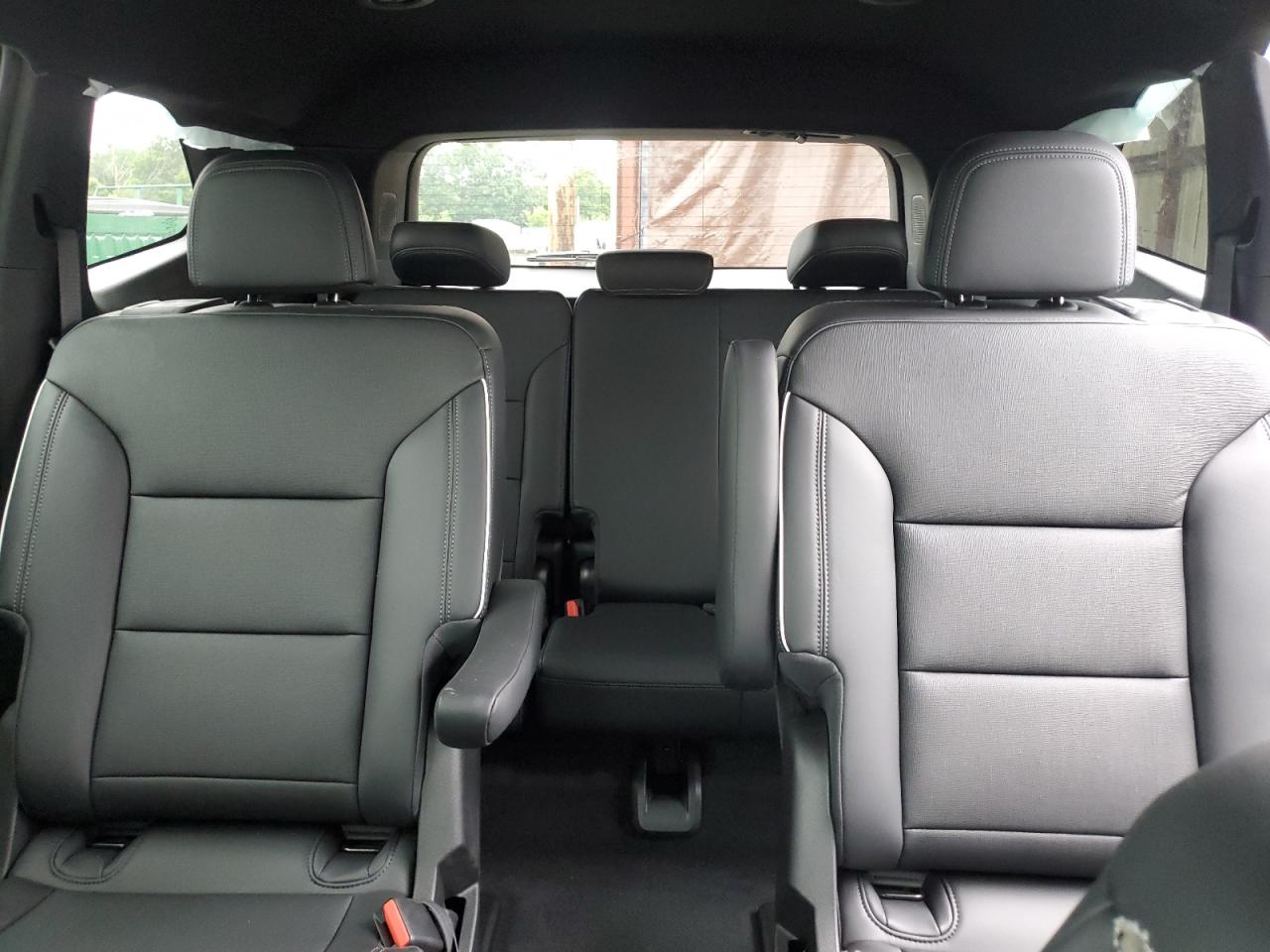 2025 Buick Enclave Preferred VIN: 5GAEVARS3SJ282361 Lot: 63680535