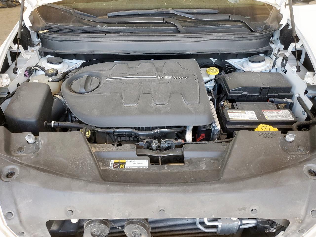 2018 Jeep Cherokee Latitude VIN: 1C4PJLCXXJD523770 Lot: 65296945