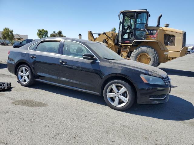  VOLKSWAGEN PASSAT 2013 Czarny