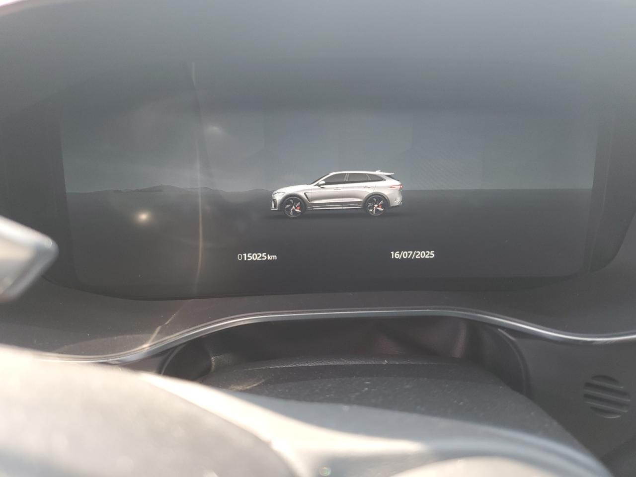 2025 Jaguar F-Pace Svr VIN: SADCZ2FE6SA744057 Lot: 65238175