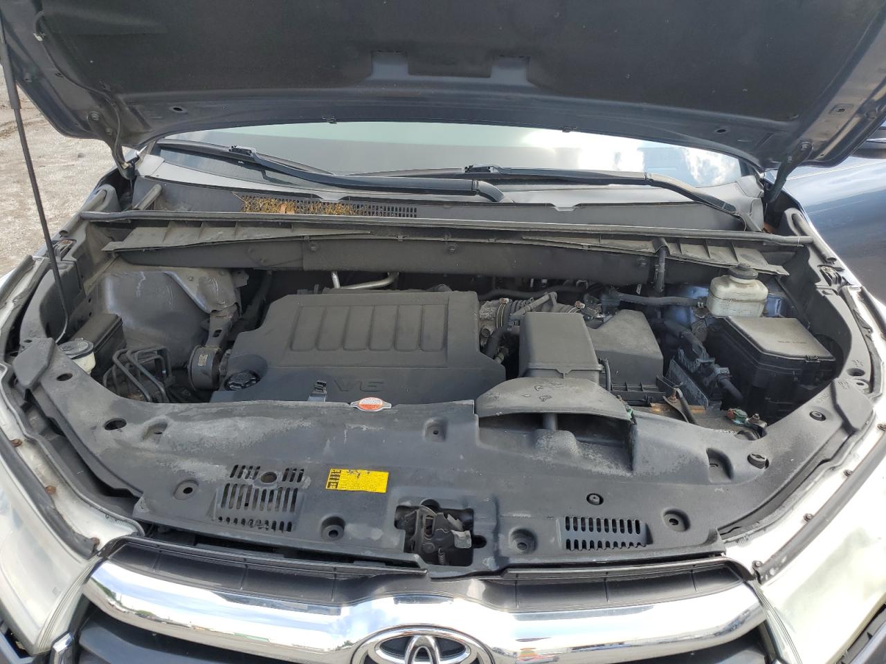 2016 Toyota Highlander Le VIN: 5TDBKRFHXGS343703 Lot: 62392105