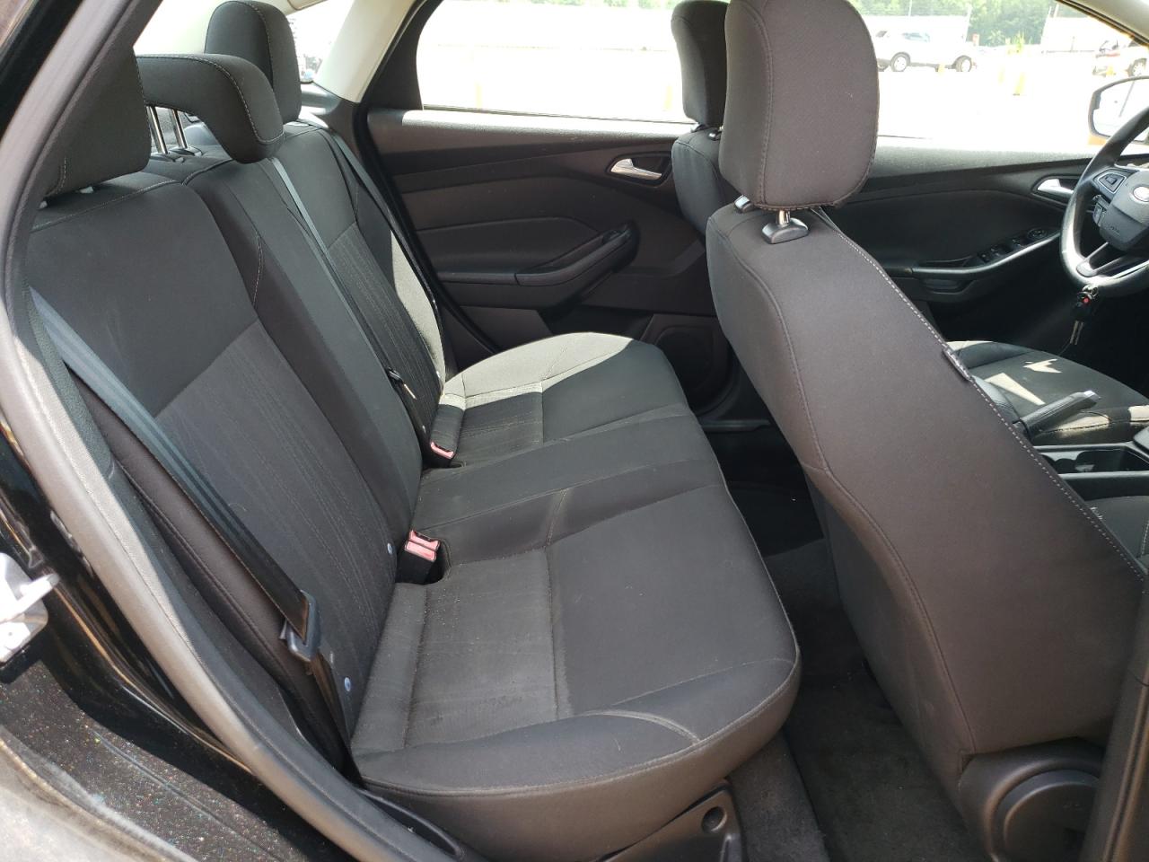 2015 Ford Focus Se VIN: 1FADP3FE3FL247625 Lot: 65175125