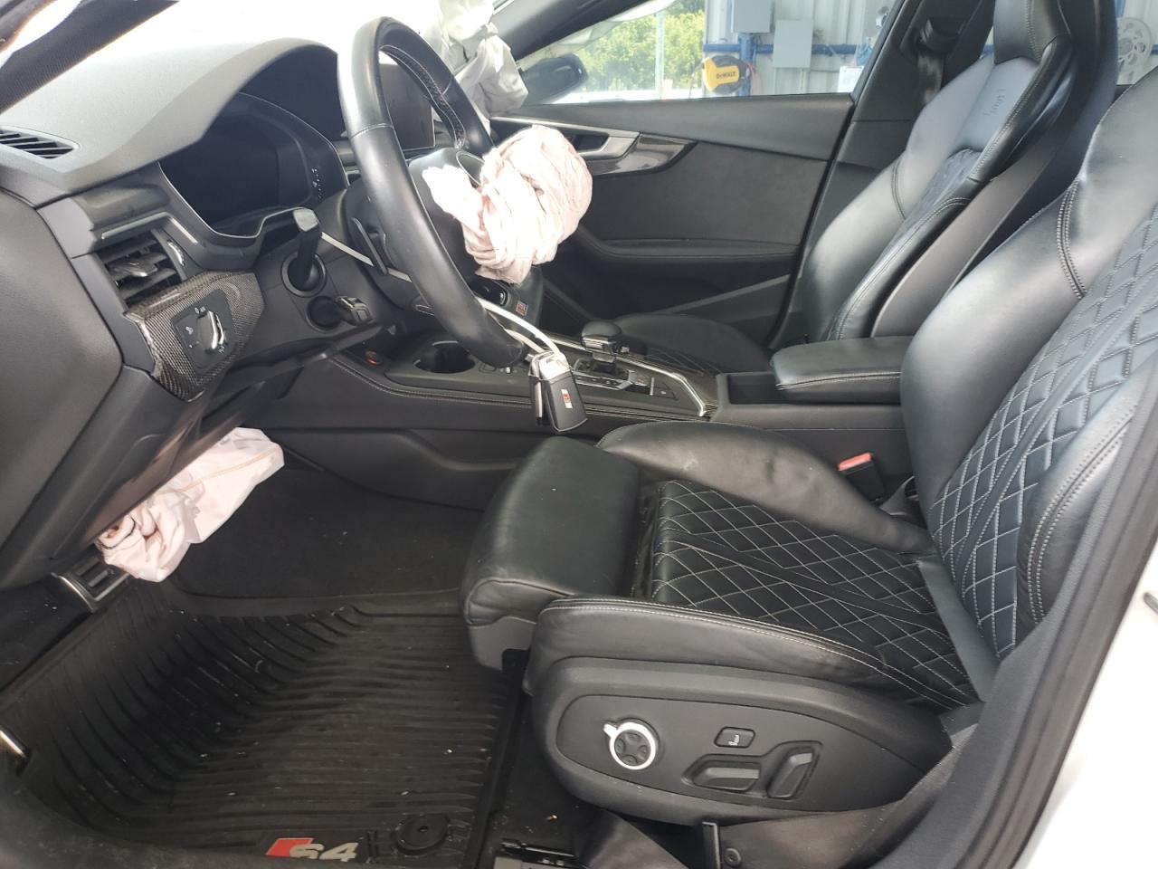 2018 Audi S4 Premium Plus VIN: WAUB4AF49JA076063 Lot: 62645895