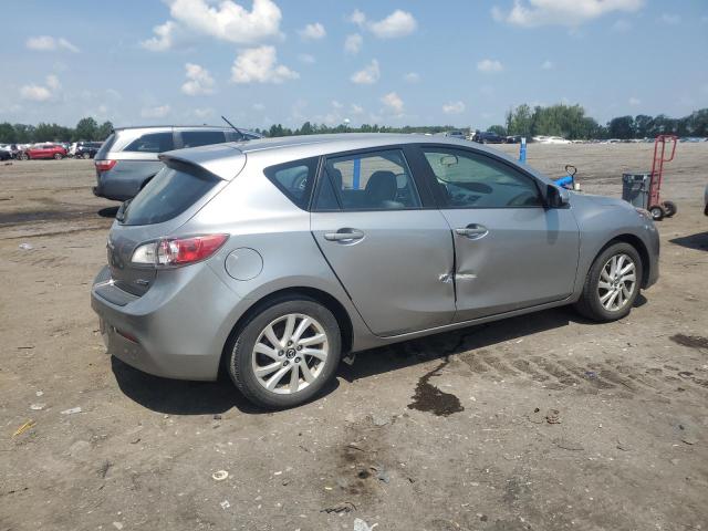  MAZDA 3 2013 Srebrny