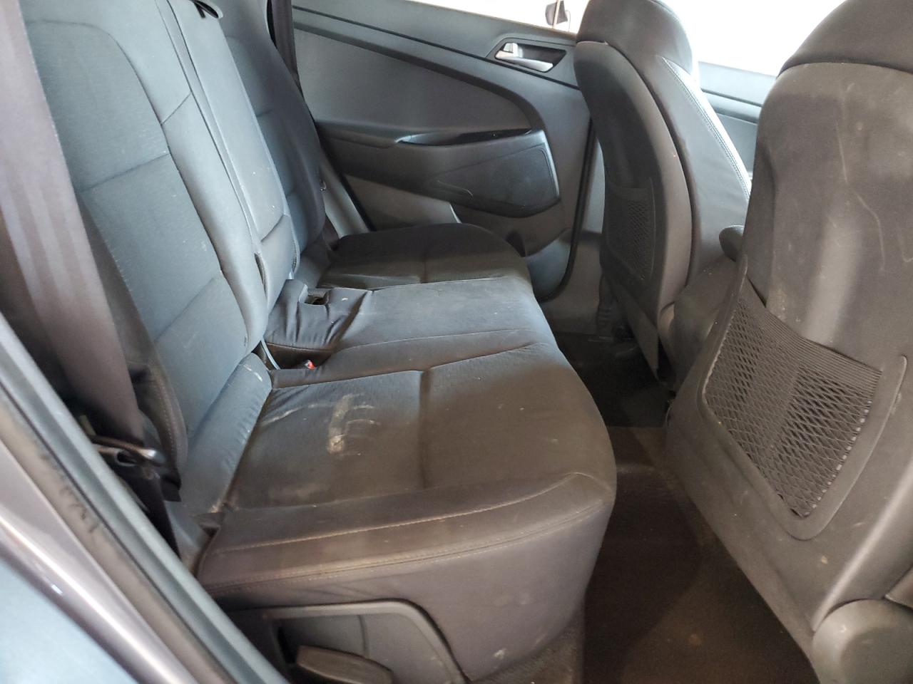 KM8J2CA40KU909106 2019 Hyundai Tucson Se