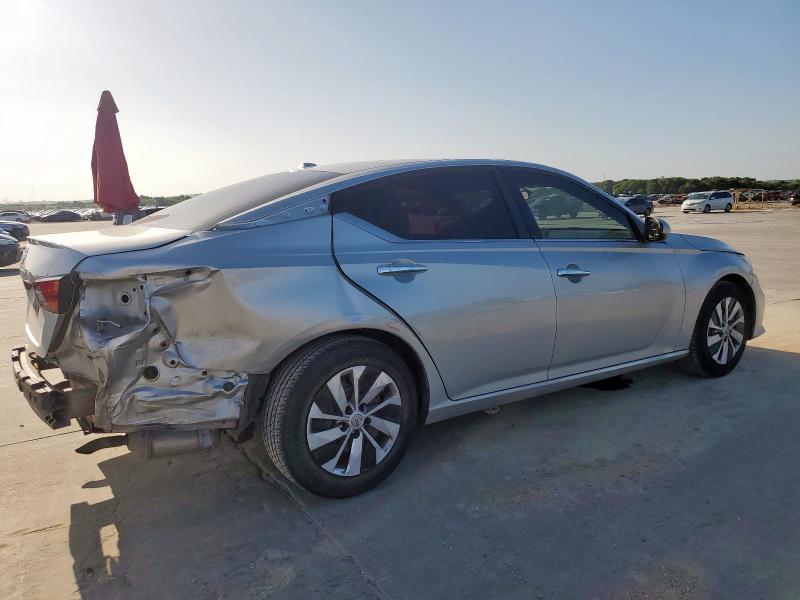  NISSAN ALTIMA 2019 Srebrny