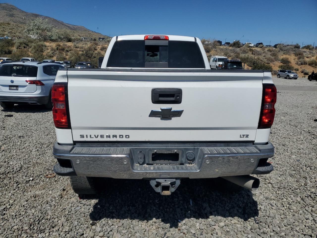2015 Chevrolet Silverado K2500 Heavy Duty Ltz VIN: 1GC1KWE81FF184905 Lot: 64782185