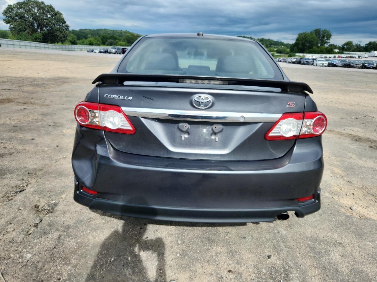 2t1bu4ee4bc707636 2T1BU4EE4BC707636 2011 Toyota Corolla Base