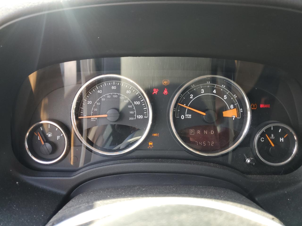 2017 Jeep Compass Latitude VIN: 1C4NJDEB8HD101344 Lot: 65340405