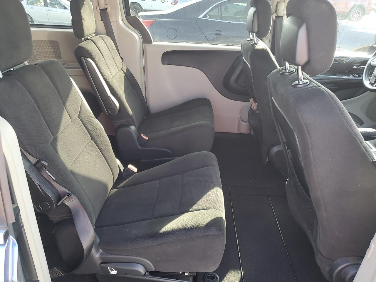 2011 Chrysler Town & Country Touring VIN: 2A4RR5DG6BR766349 Lot: 63857495