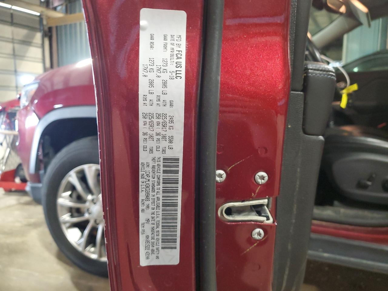 2019 Jeep Cherokee Latitude Plus VIN: 1C4PJMLX3KD209403 Lot: 65072445