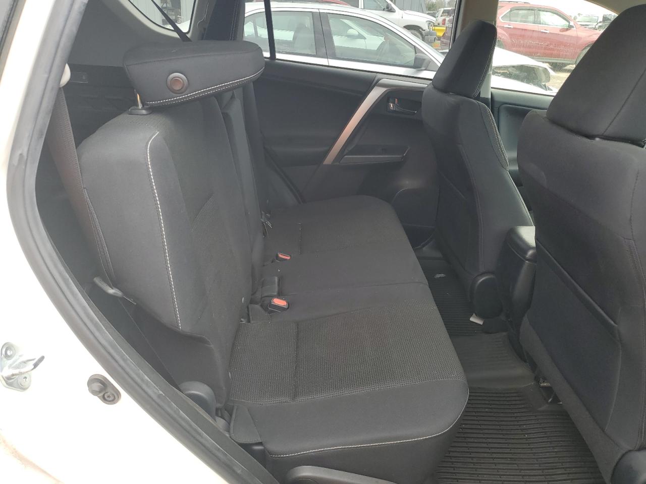 2017 Toyota Rav4 Xle VIN: JTMRFREV0HJ144362 Lot: 65919615