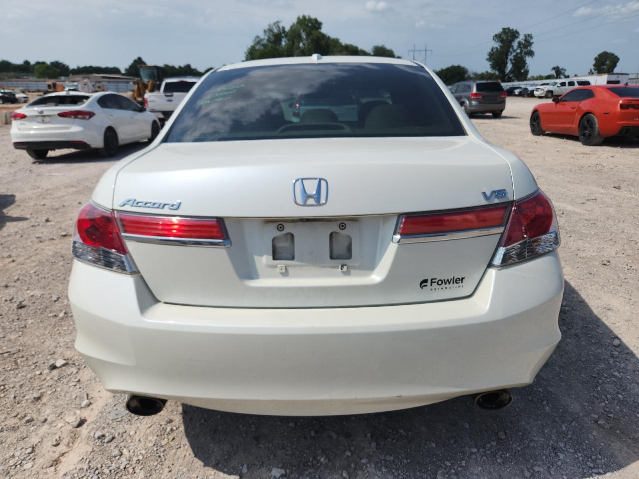 2011 Honda Accord Exl VIN: 1HGCP3F82BA006243 Lot: 64497645