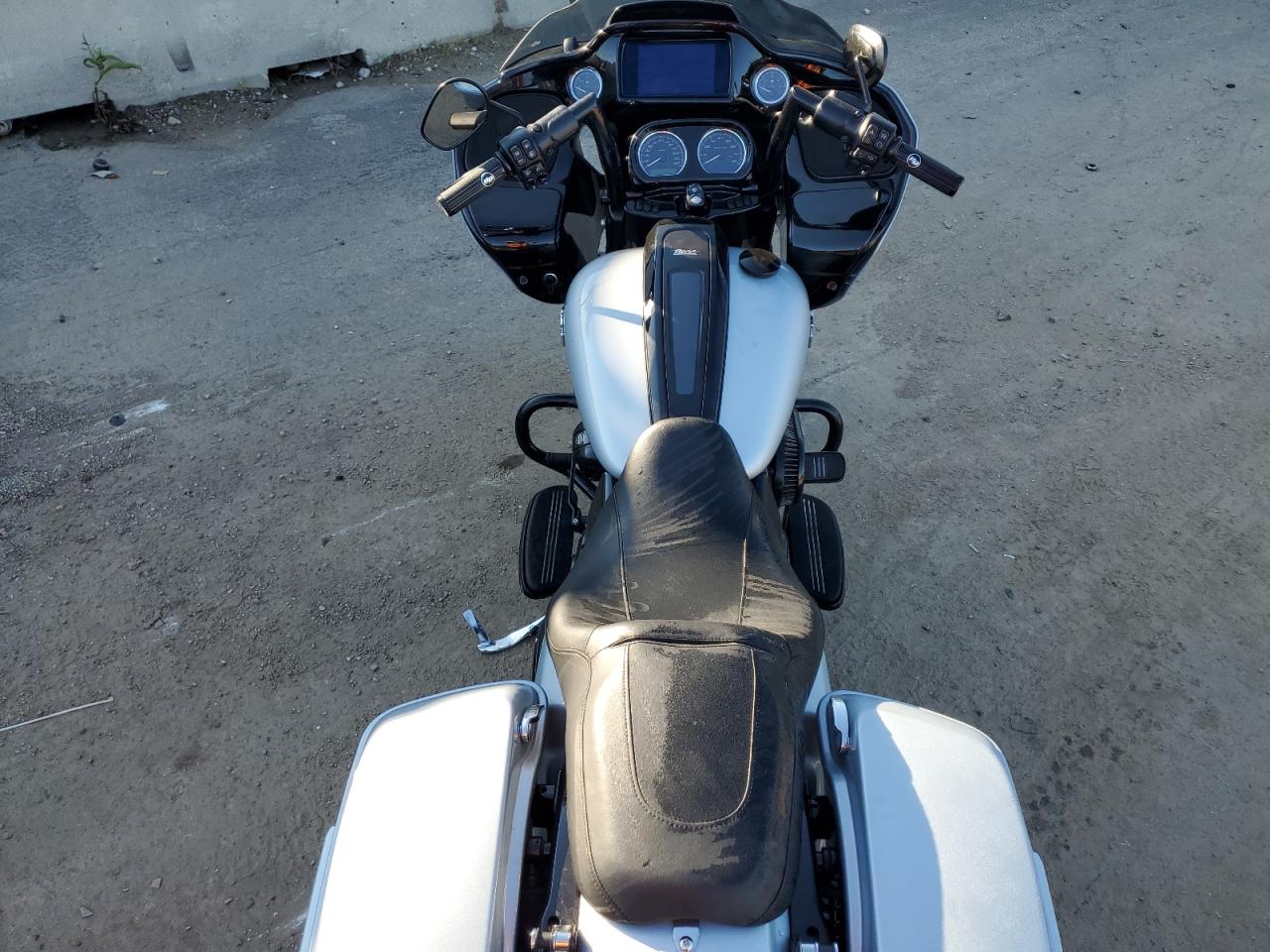 2023 Harley-Davidson Fltrxs VIN: 1HD1KTP18PB645653 Lot: 64454095