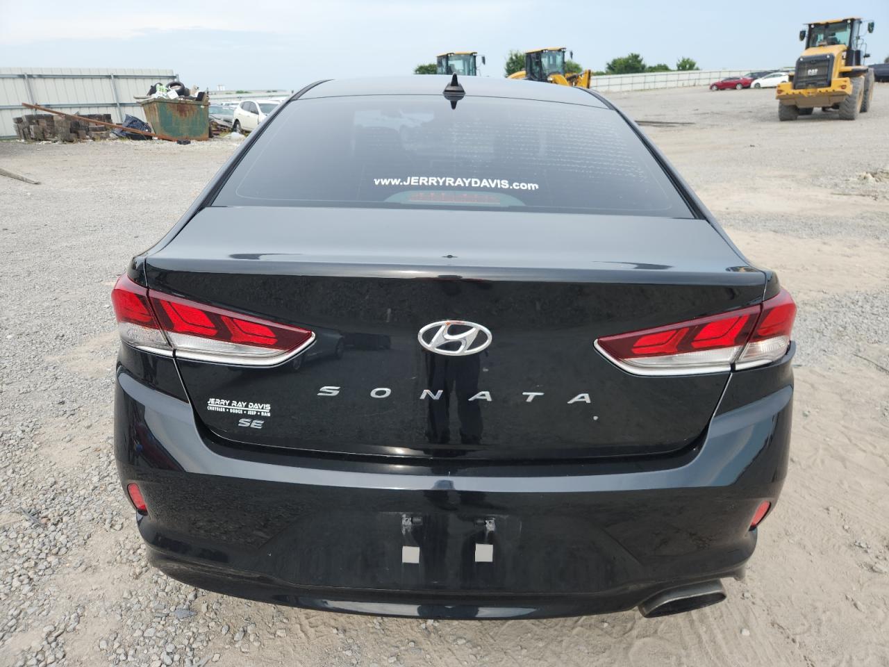 2019 Hyundai Sonata Se VIN: 5NPE24AF7KH807261 Lot: 65616595