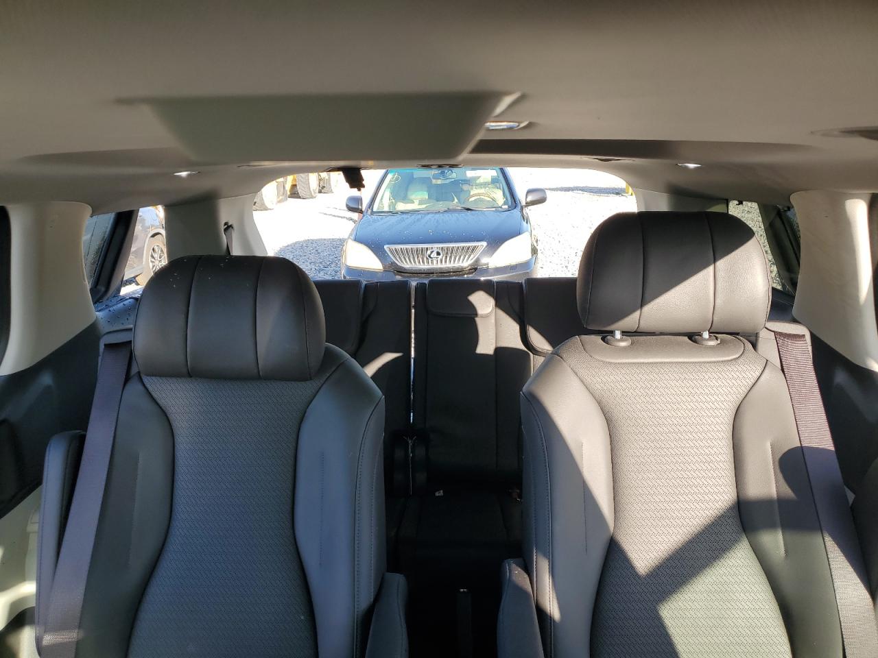 2024 Kia Carnival Sx VIN: KNDNE5H38R6415483 Lot: 64487205
