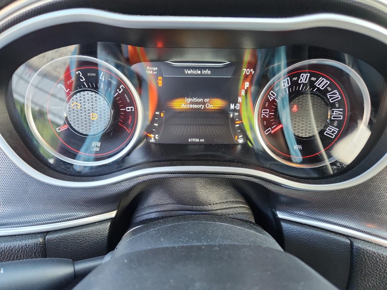 2018 Dodge Challenger Sxt VIN: 2C3CDZAG1JH305753 Lot: 65707635