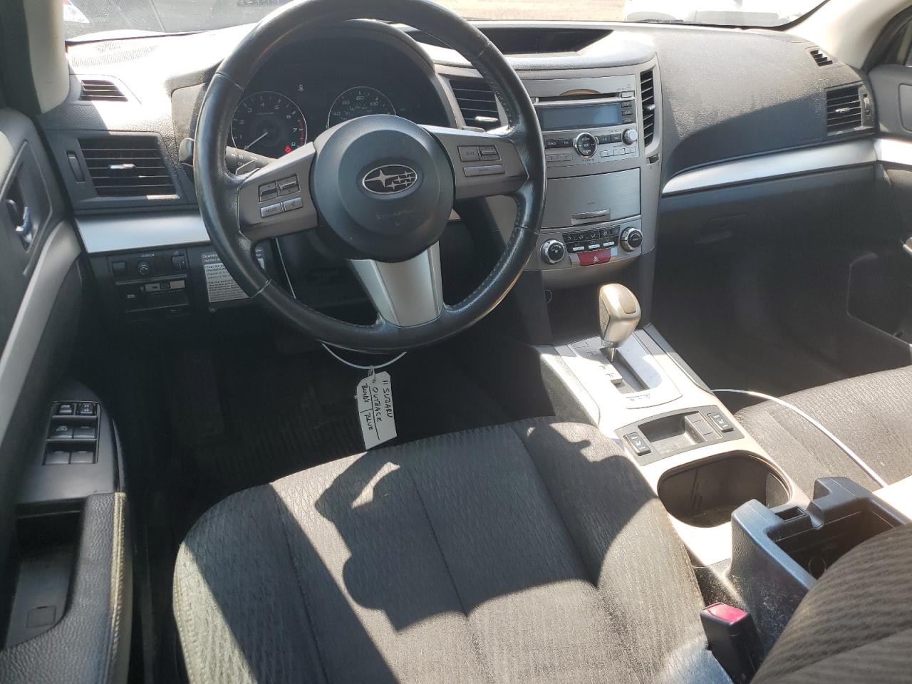 2011 Subaru Outback 2.5I Premium VIN: 4S4BRBCC2B3447992 Lot: 63647555
