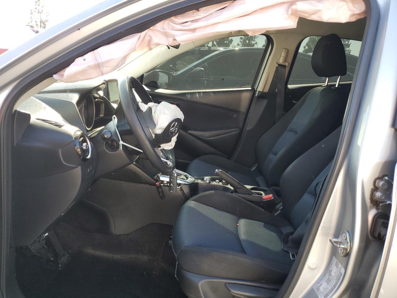 2019 Toyota Yaris L VIN: 3MYDLBYV5KY511847 Lot: 65831375