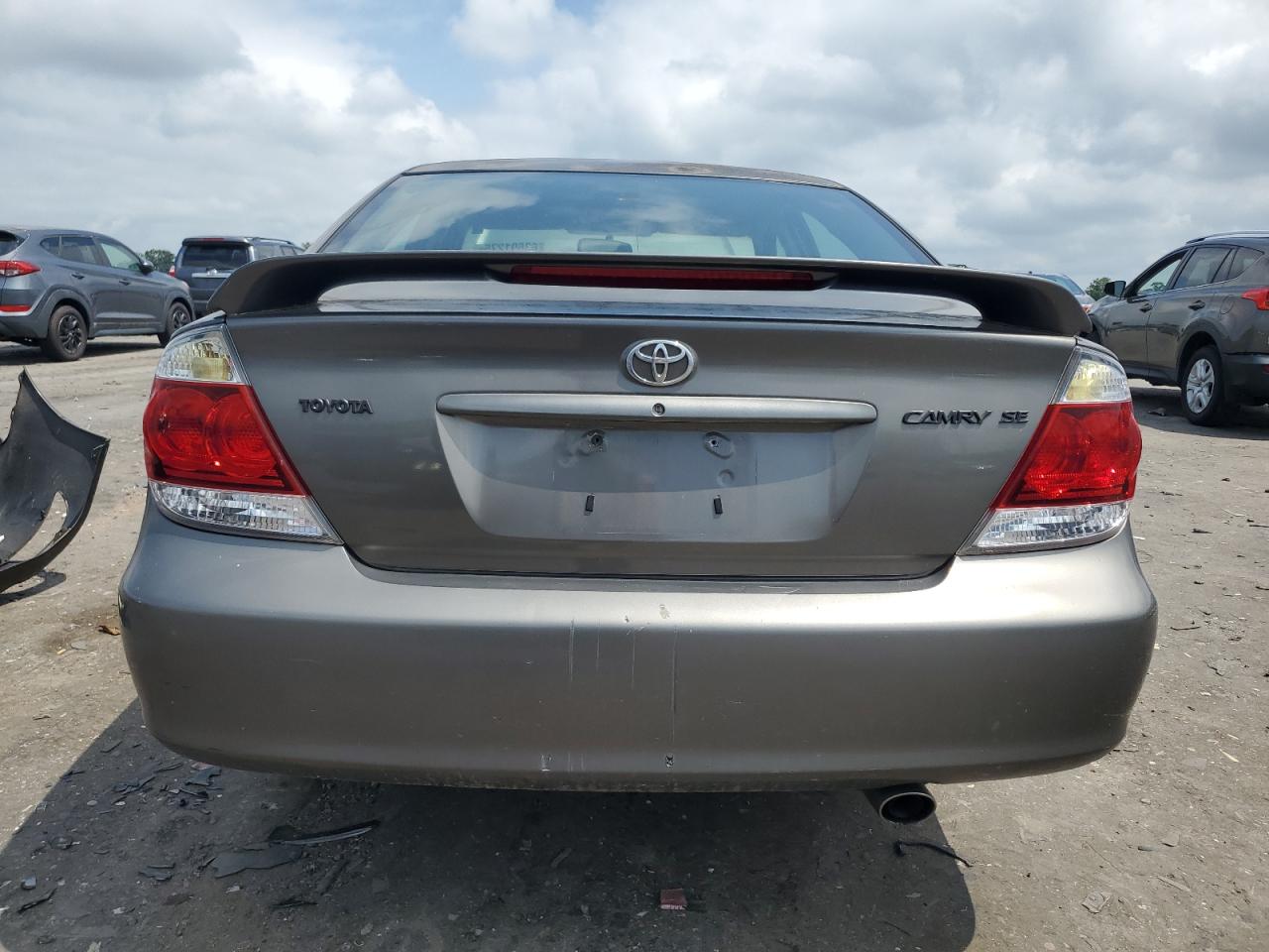 2005 Toyota Camry Le VIN: 4T1BE32K65U521035 Lot: 63691275