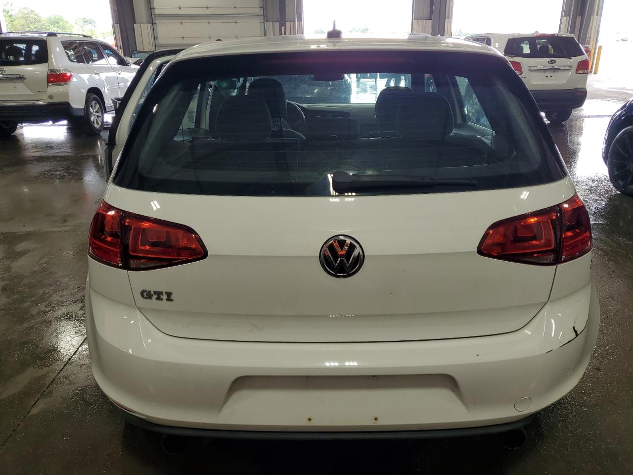3vw5t7au2hm043476 3VW5T7AU2HM043476 2017 Volkswagen Gti S