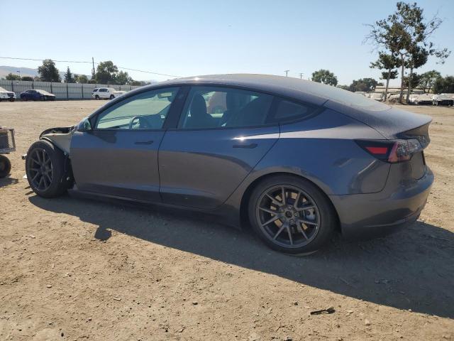  TESLA MODEL 3 2023 Серый