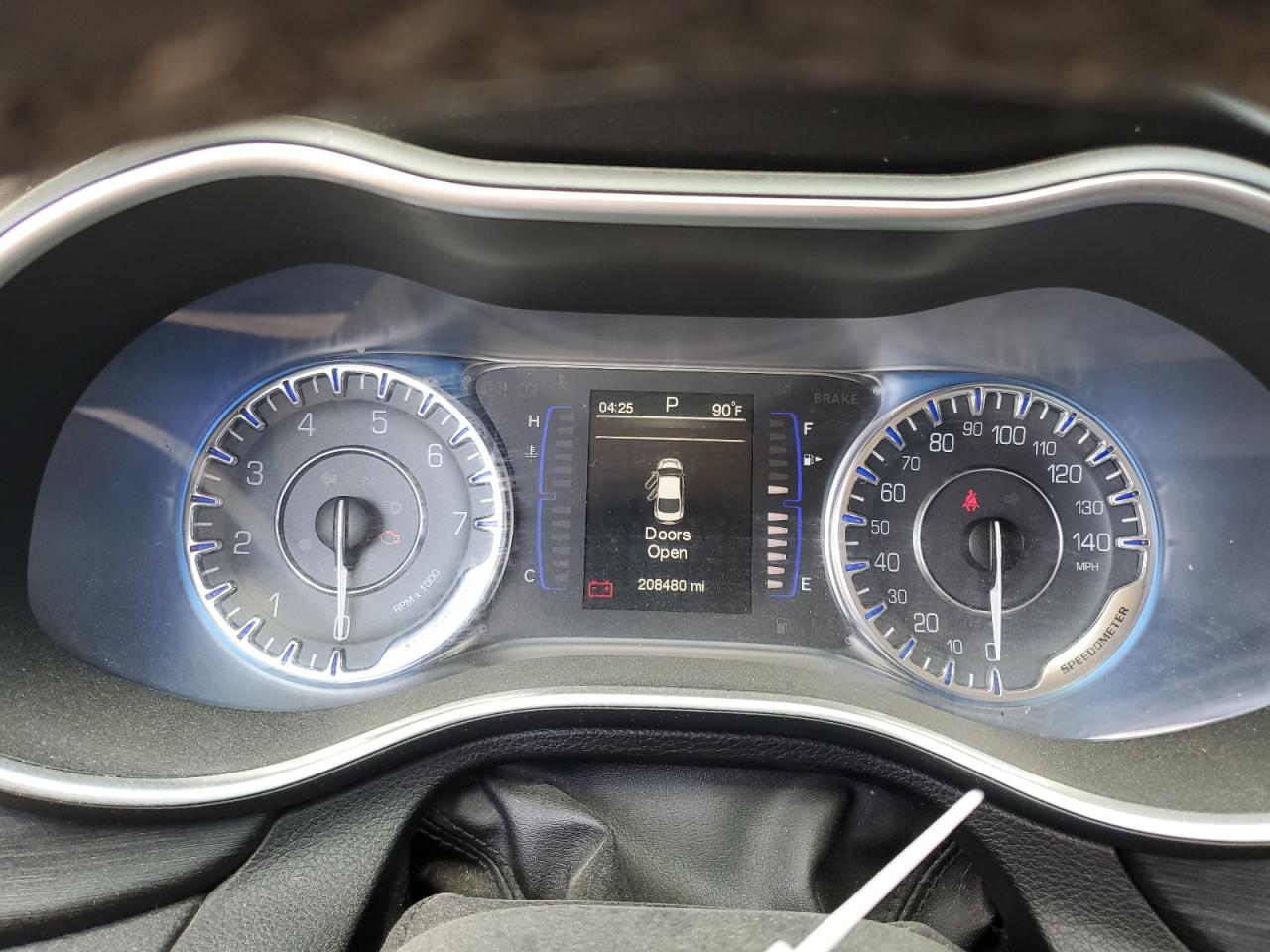 2015 Chrysler 200 Limited VIN: 1C3CCCAB2FN649692 Lot: 63336765