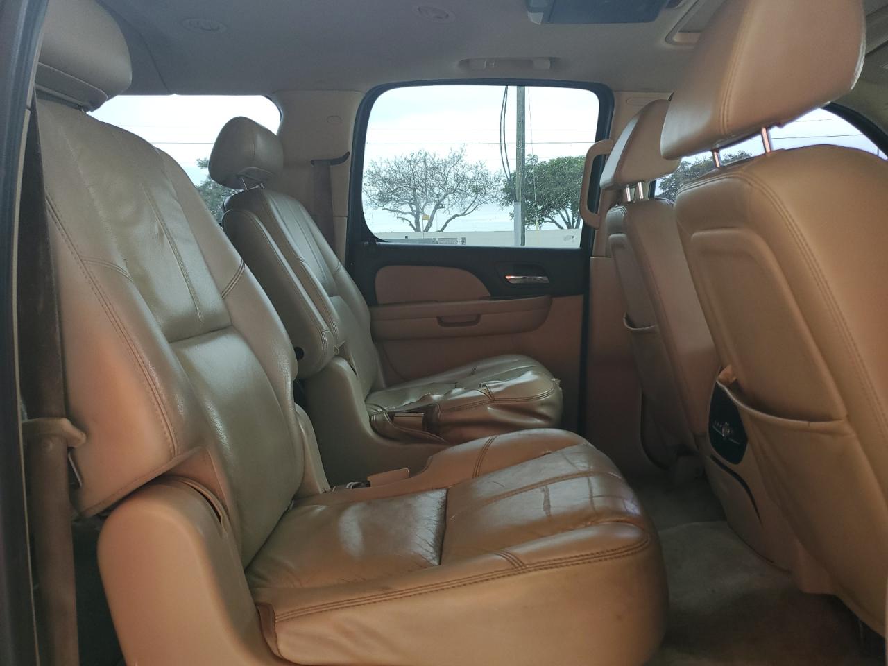 2007 Chevrolet Suburban C1500 VIN: 3GNFC16J97G232875 Lot: 63295805