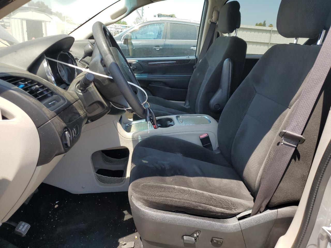 2016 Dodge Grand Caravan Sxt VIN: 2C4RDGCG5GR330049 Lot: 64740945