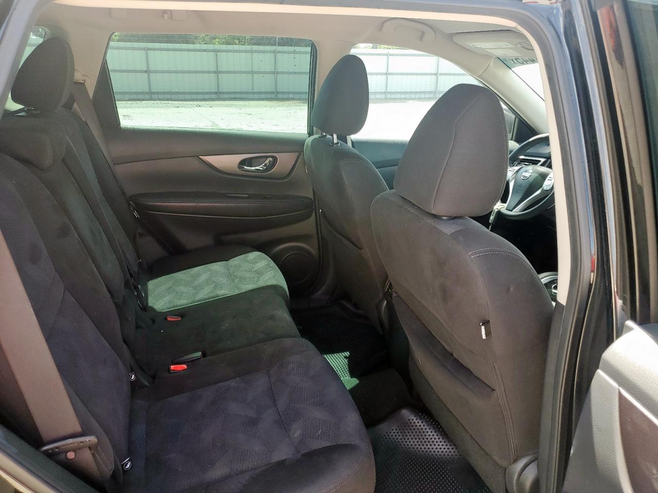 2015 Nissan Rogue S VIN: KNMAT2MT8FP585275 Lot: 65537445
